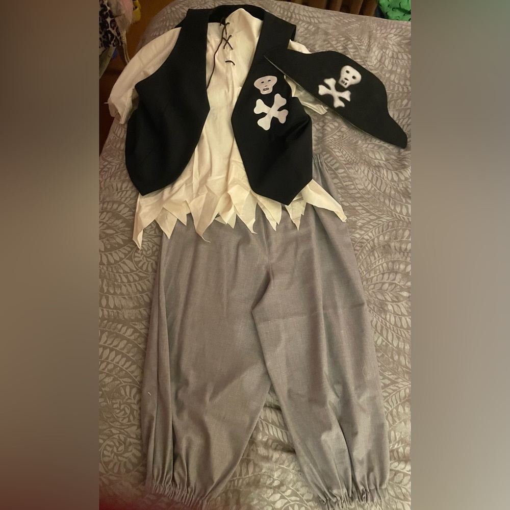 Vintage Adult Pirate Costume - Black and Gray